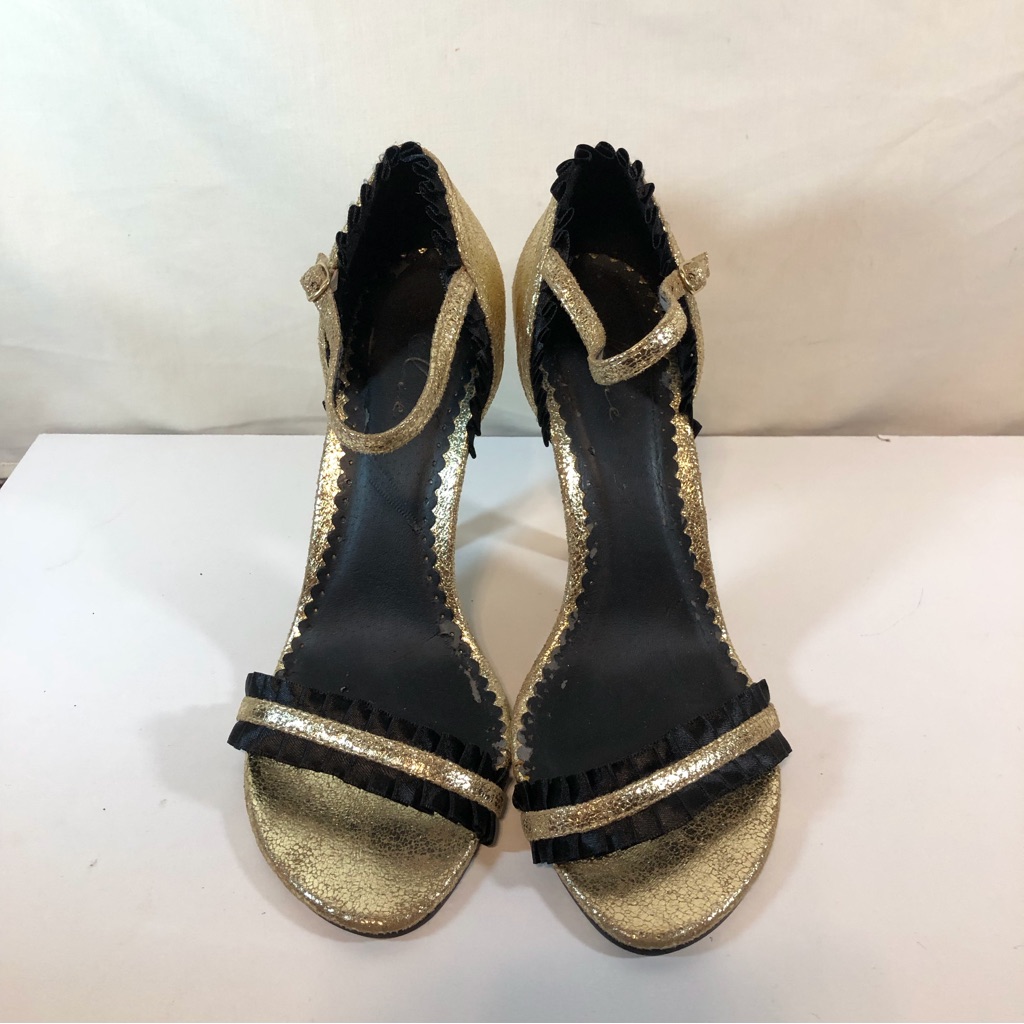 Ellie Sparkle Gold/Black Open Toe Sandals 5” Heels 10